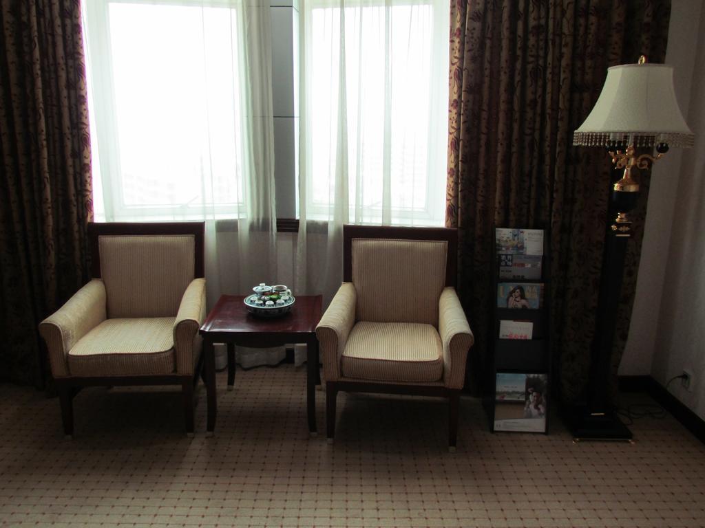 W.Y. Lera Hotel Canton Extérieur photo