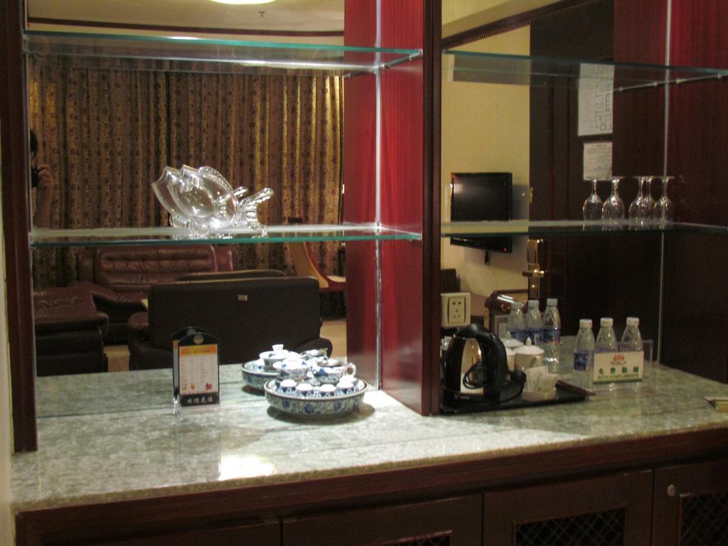 W.Y. Lera Hotel Canton Extérieur photo