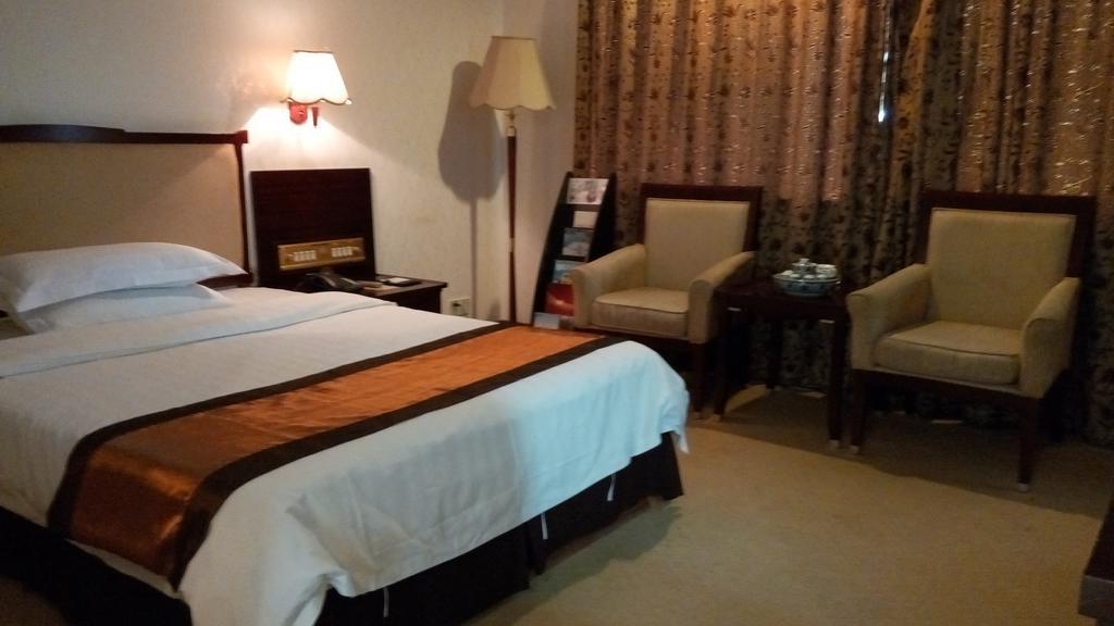W.Y. Lera Hotel Canton Extérieur photo
