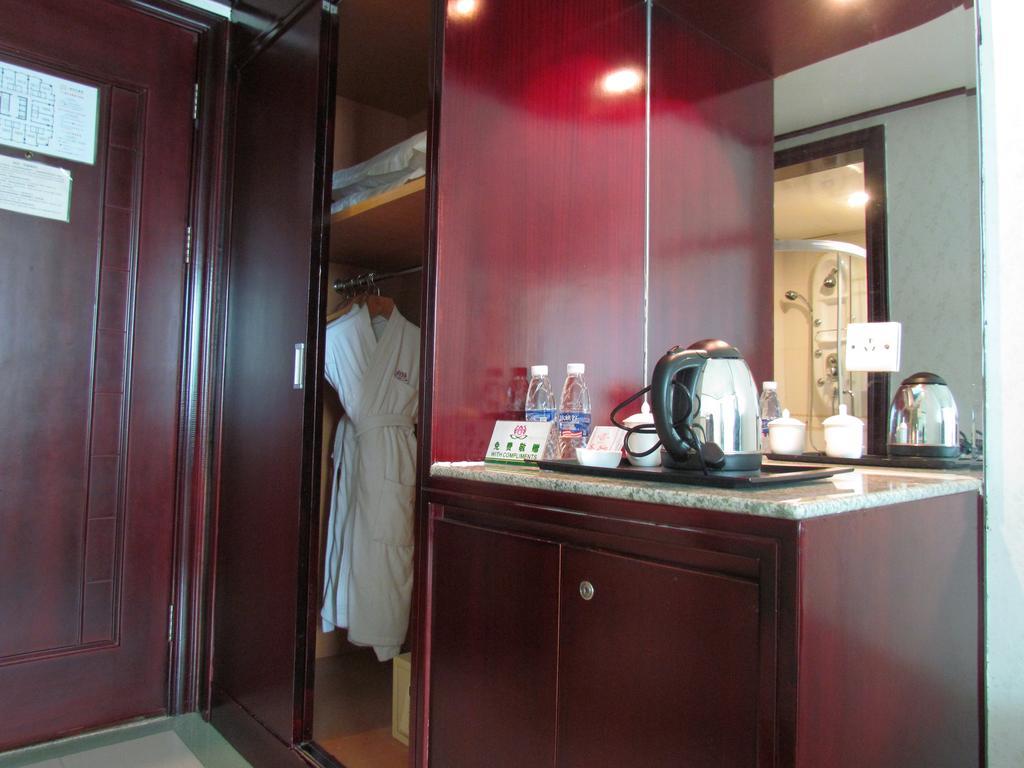 W.Y. Lera Hotel Canton Extérieur photo