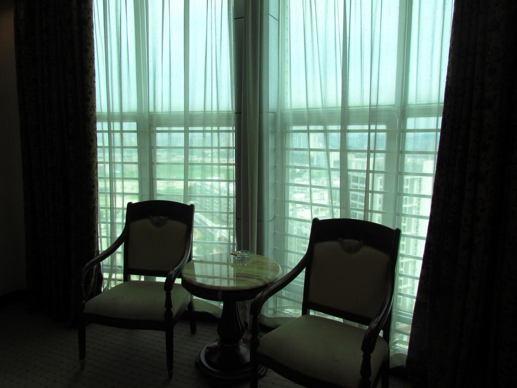 W.Y. Lera Hotel Canton Extérieur photo