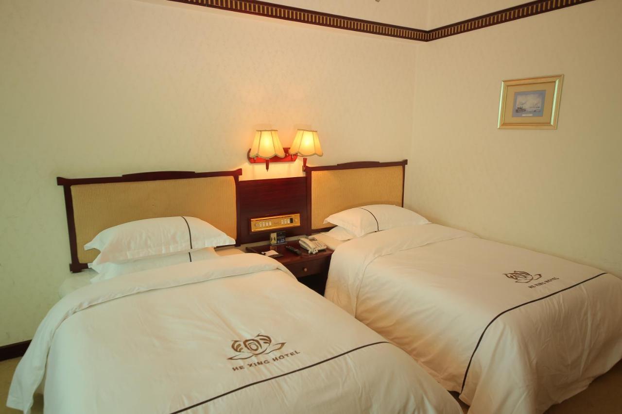W.Y. Lera Hotel Canton Extérieur photo