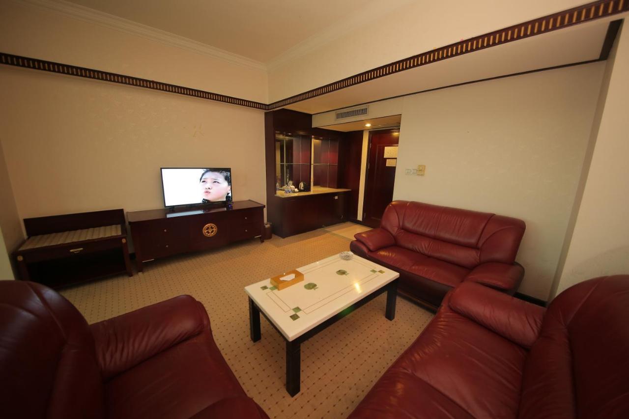 W.Y. Lera Hotel Canton Extérieur photo